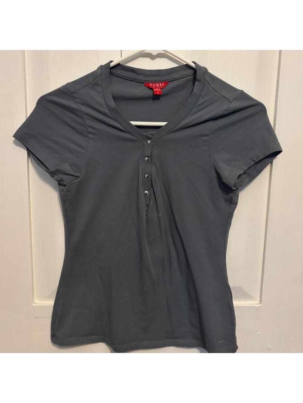 Guess Women's Blue and Grey Tshirt